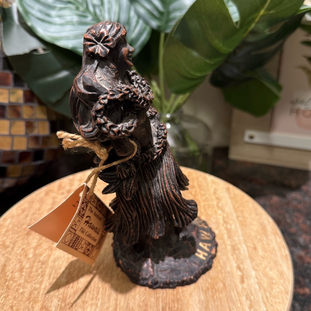 RARE- KC Company Hawaii, Vintage Wood Resin Hawaiian Carved Hula Girl 7" Figure - Picture 5 of 16
